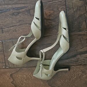 Vtg Nine West Women's Tan Heels